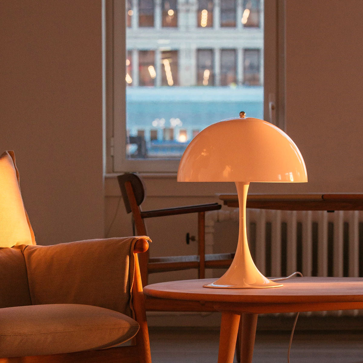 Louis Poulsen Panthella 400 Table Light