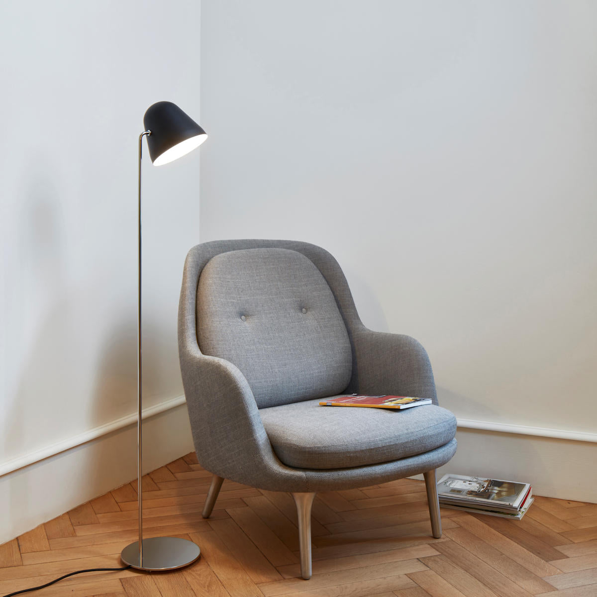 Nyta Tilt S Floor Light