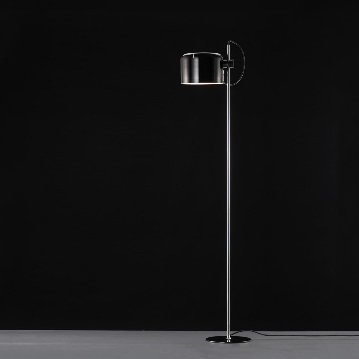 Oluce Coupe 3321 Floor Light