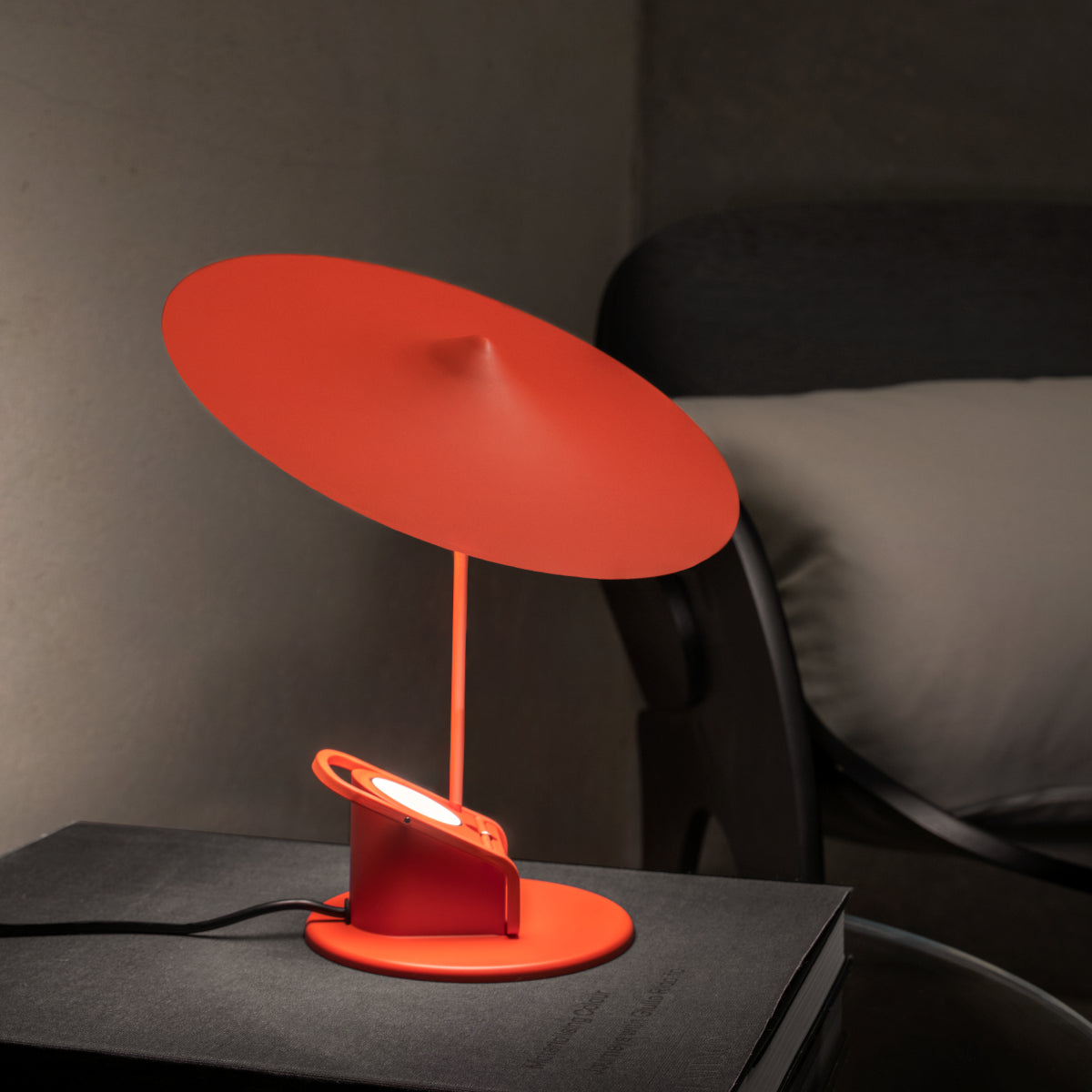 Multipurpose desk deals lamp