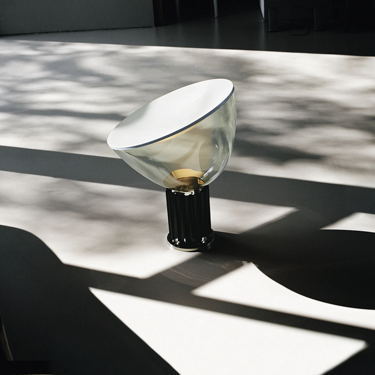 Flos Taccia Table Light Black "Ex-Display"