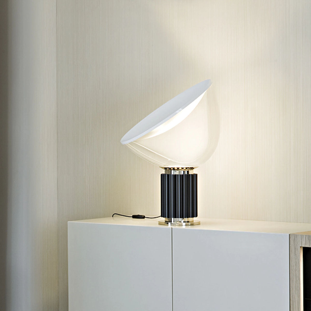 Flos Taccia Table Light Black "Ex-Display"